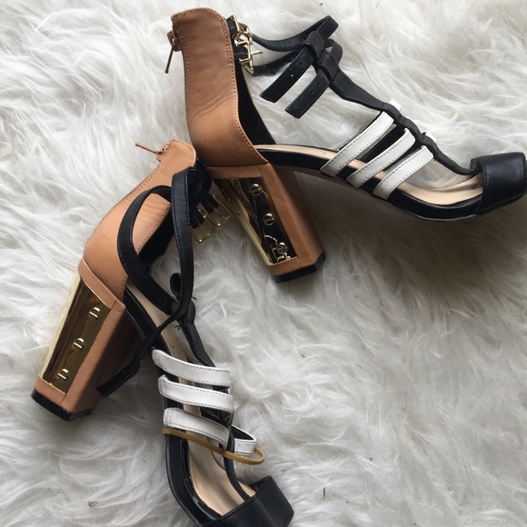 Jessica Simpson Shoes - Jessica Simpson Creme And Gold Heels | Size 7.5